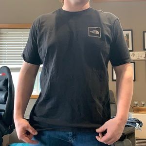 Mens black THE NORTH FACE shirt sleeve shirt